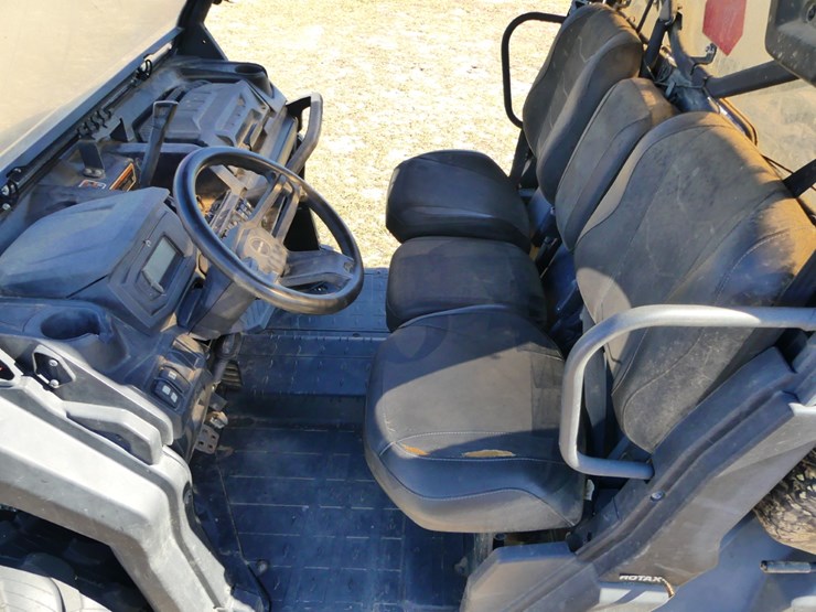 can-am-defender-xt-image-9