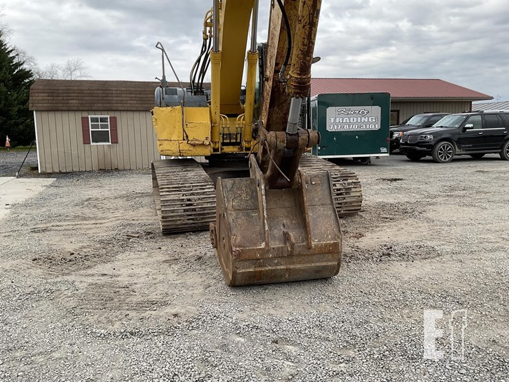 2010-komatsu-pc228-image-7