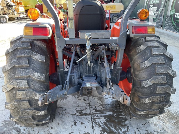 kubota-mx5200-image-11