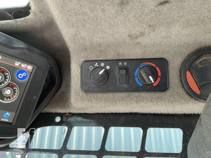 2022-bobcat-s66-image-18