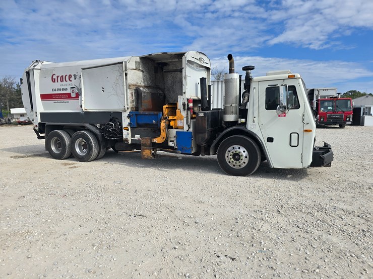 2008-mack-leu613-image-36