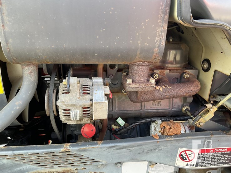 1995-kubota-l2900-image-9