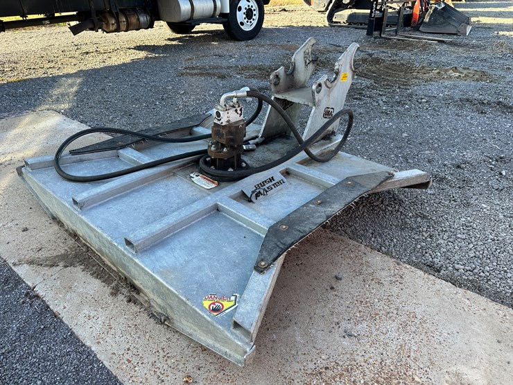 #32831-•-bush-master-60"-excavator-cutter-image-3