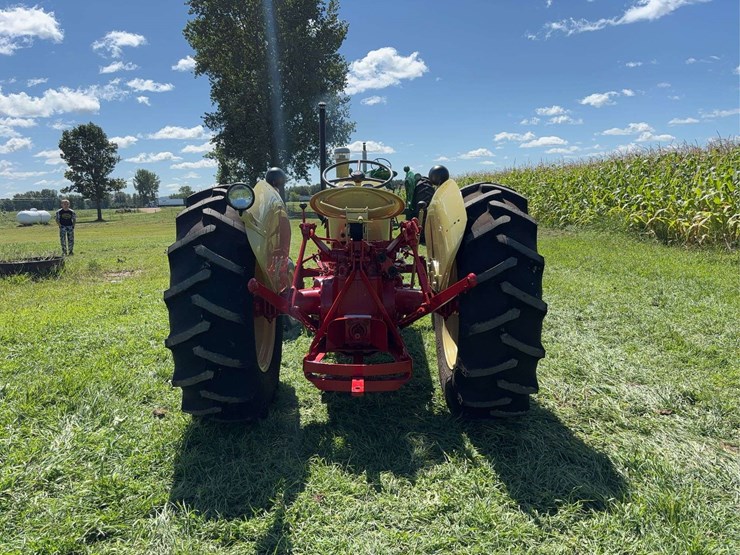 cockshutt-550-image-6