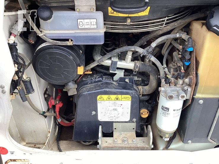 2021-bobcat-t76-image-13