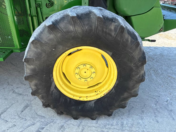 2001-john-deere-9750-image-44