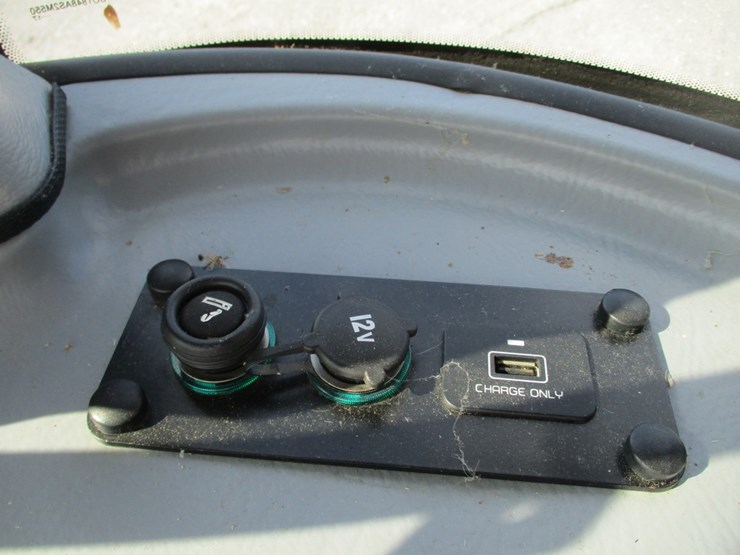 mahindra-6075-image-23