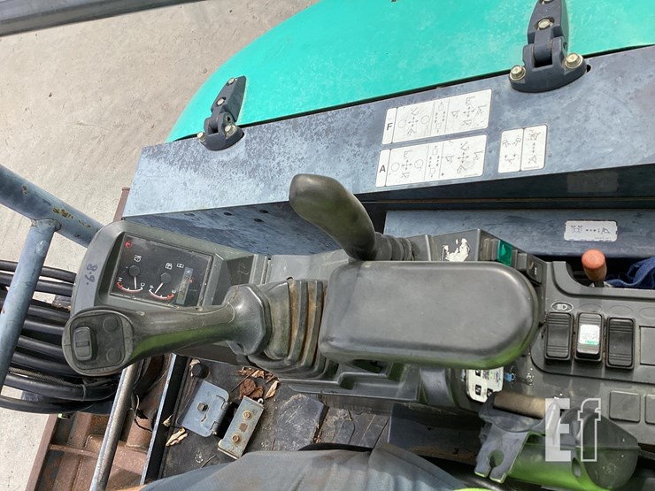 2015-ihi-35v4-image-16