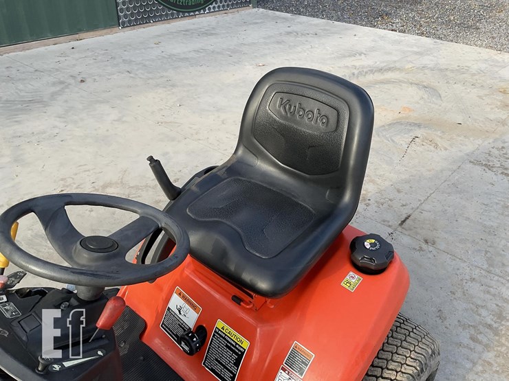 2014-kubota-t2080-image-10