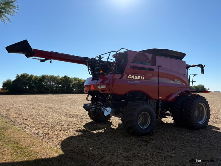 2021-case-ih-7250-image-5