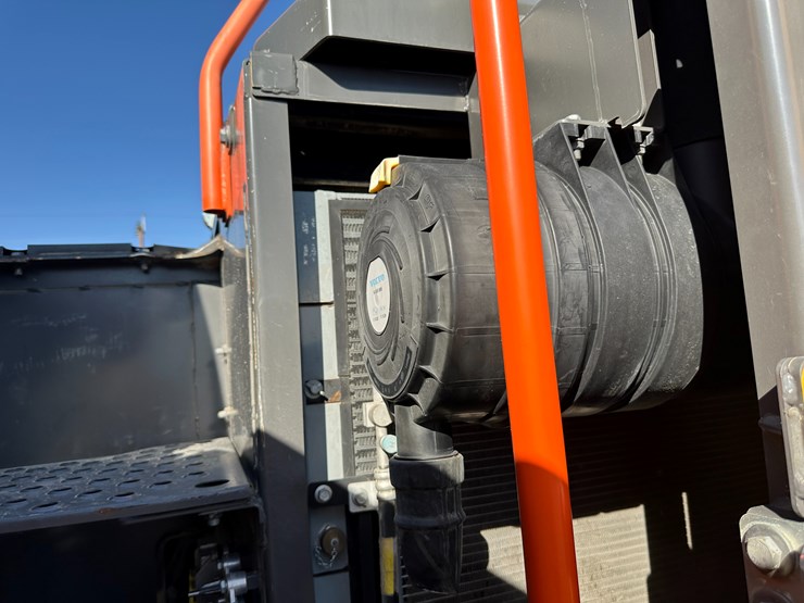 #32824-•-volvo-ec160e-crawler-excavator-w/hydraulic-thumb-image-60