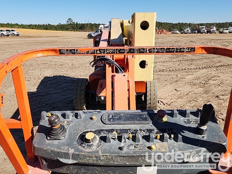 2008-jlg-e450aj-image-26