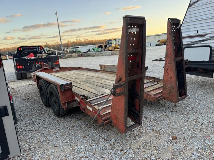 #4663-•-ditch-witch-14'-equip-trailer-image-1
