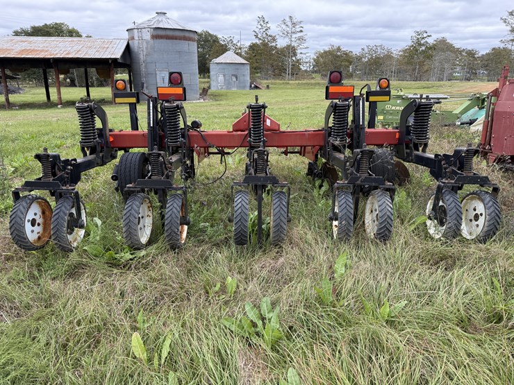 case-ih-2500-image-3