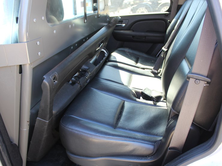 2013-chevrolet-tahoe-image-5