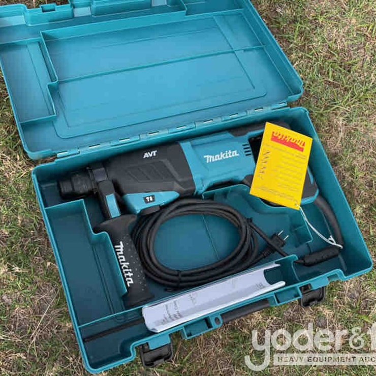 Makita 1" Rotary Hammer Corded -Hr2641- (1 Yr Factory Warranty) -Recon