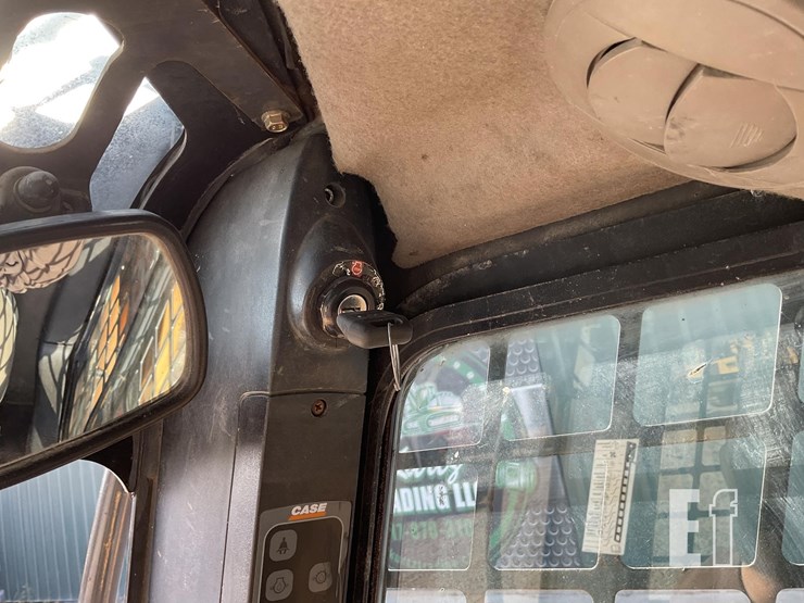 2010-case-450-image-15