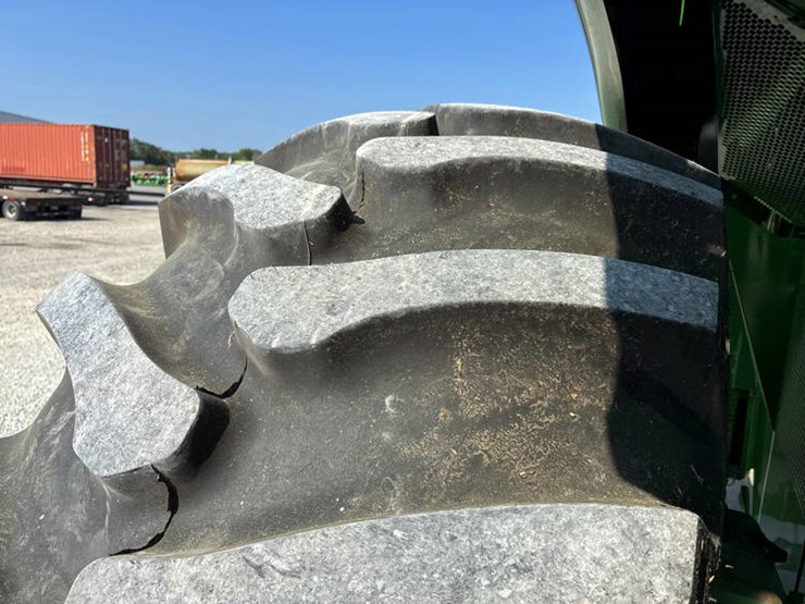 2001-john-deere-9750-image-38