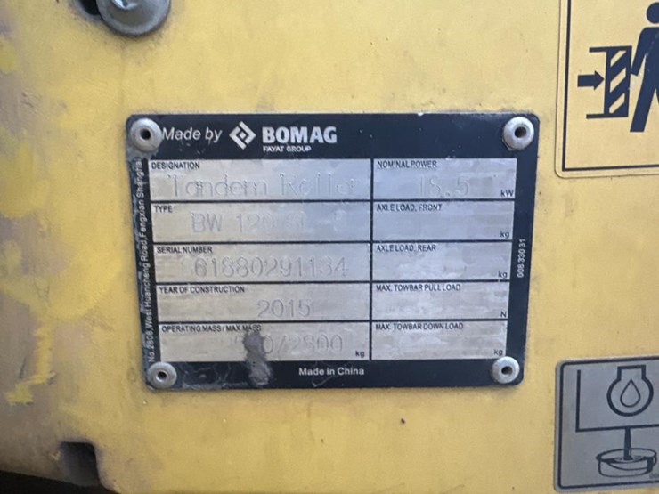 2015-bomag-bw120-image-31