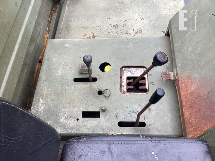 1996-komatsu-se23-image-14