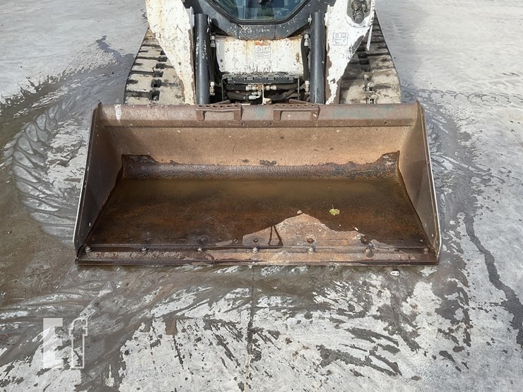 2013-bobcat-t590-image-9