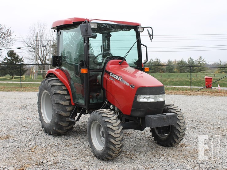 case-ih-farmall-45-image-9