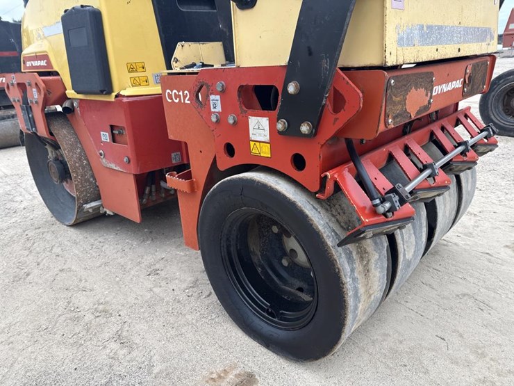 #1891-•-2011-dynapac-cc12000-roller-image-25