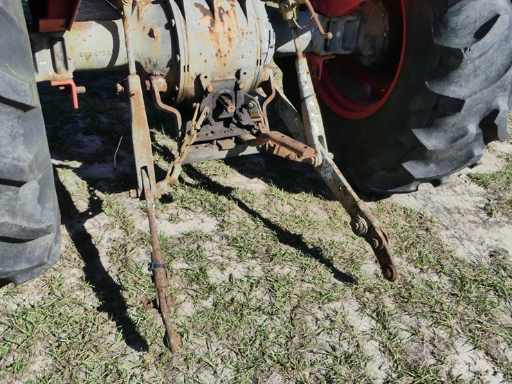 massey-ferguson-165-image-8