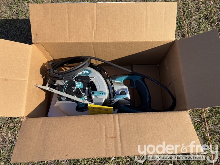 makita-7-1/4-"-magnesium-hypoid-saw-5377mg--1-yr-factory-warranty--recon-image-2