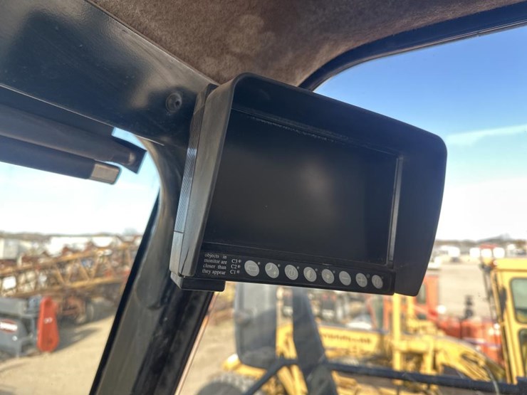 2010-caterpillar-740-image-35