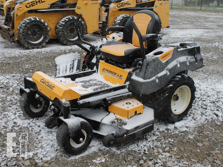 cub-cadet-z-force-lx-2970-image-1