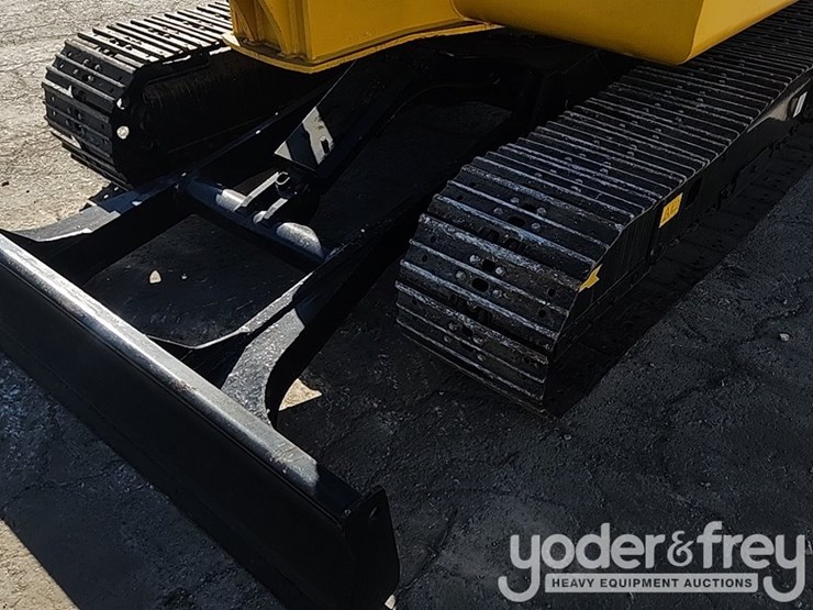 2020-komatsu-pc56-7-image-17