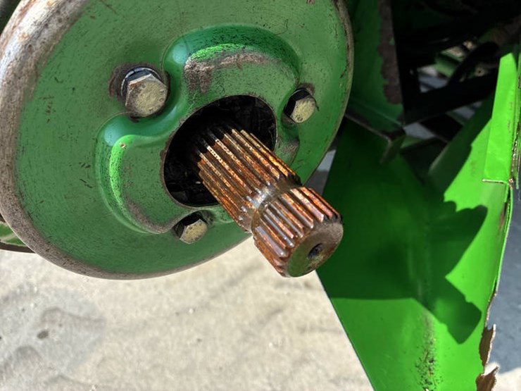 2001-john-deere-9750-image-23