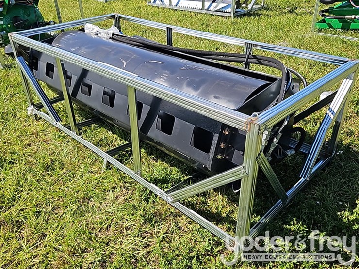 unused-jct-heavy-duty-vibratory-roller-to-suit-skidsteer-image-1