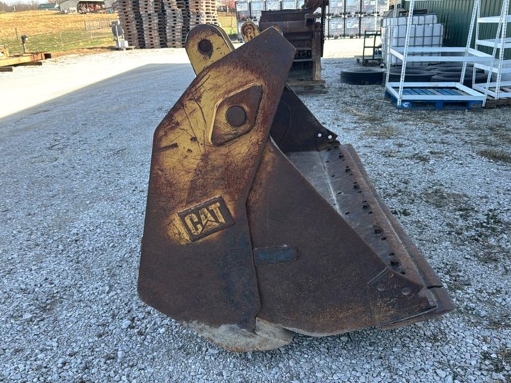 #2857-•-cat-loader-bucket*-image-2