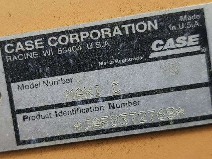 case-maxi-sneaker-image-3