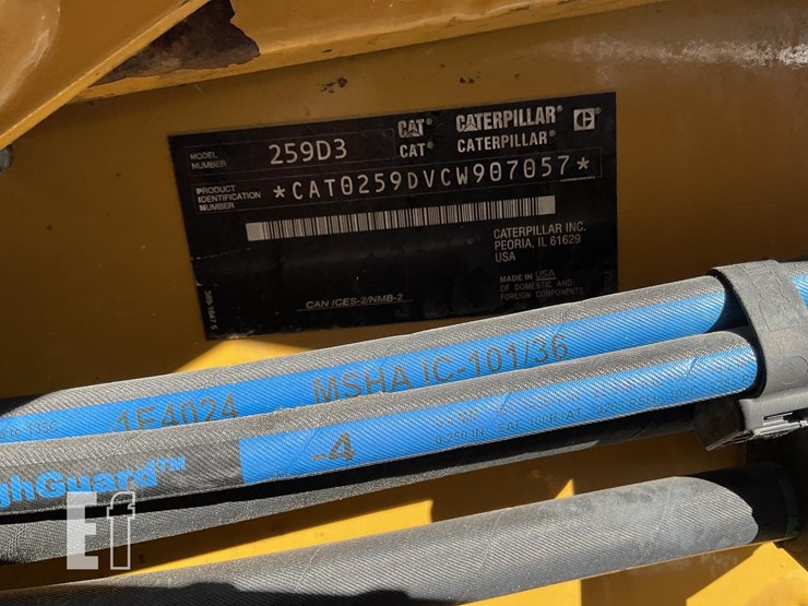 2020-caterpillar-259d3-image-25