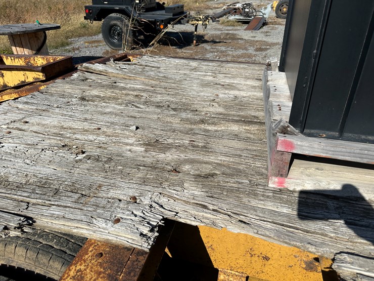 #32818-•-18'-t/a-pintle-hitch-equipment-trailer-image-29