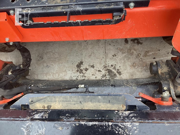 2021-kubota-svl97-2-image-9