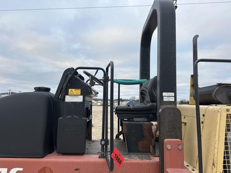 2007-dynapac-cp142-image-11