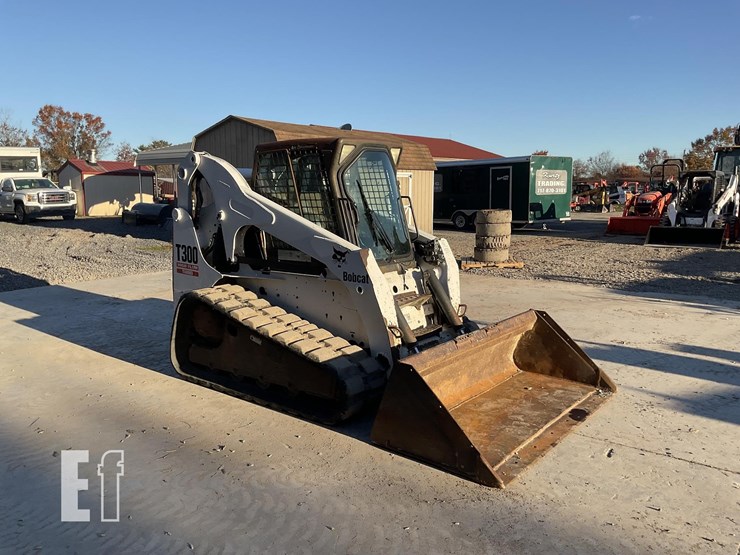 2005-bobcat-t300-image-6