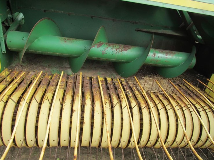 john-deere-337-image-4