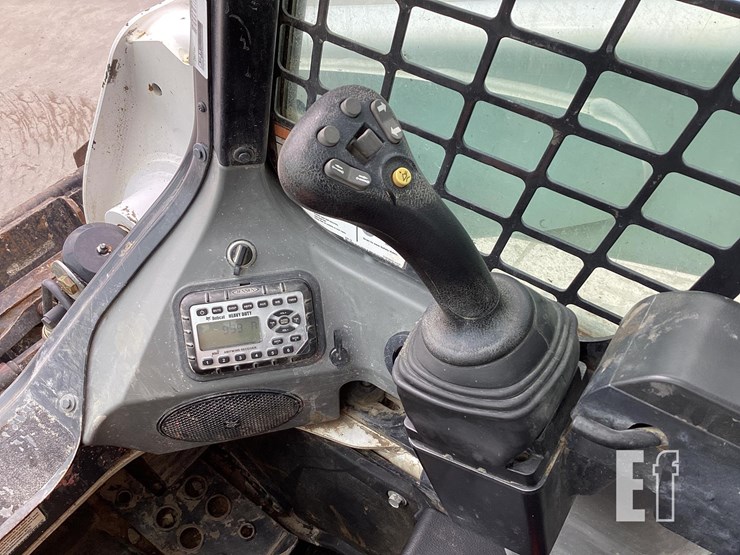 2020-bobcat-t770-image-16