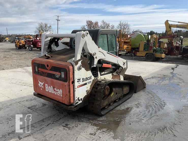 2013-bobcat-t590-image-4