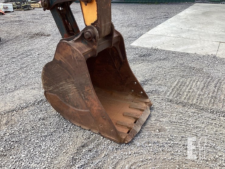 2021-hyundai-hx220l-image-11