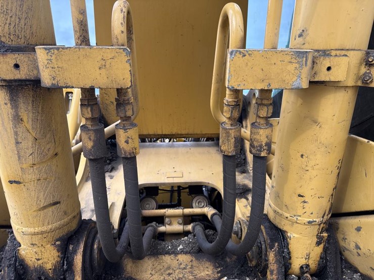 2004-caterpillar-325cl-image-20