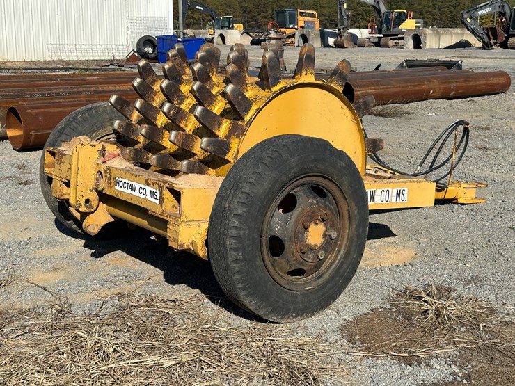 #32823-•-4'-aerator-roller-image-3