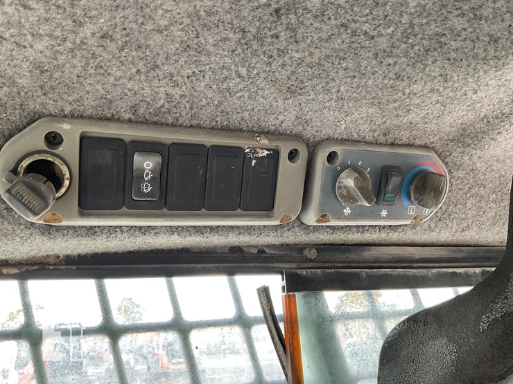 2003-bobcat-773-image-14