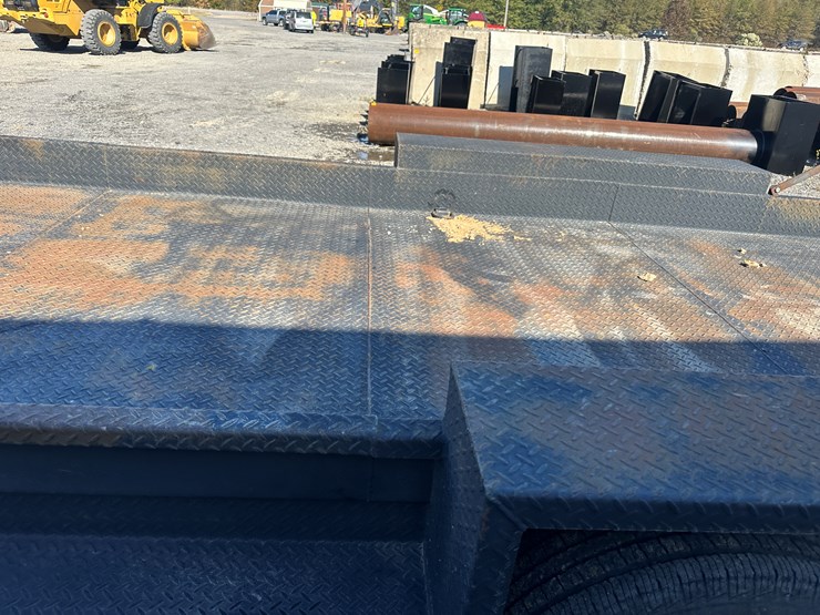 #32743-•-18'-t/a-steel-utility-trailer-image-25