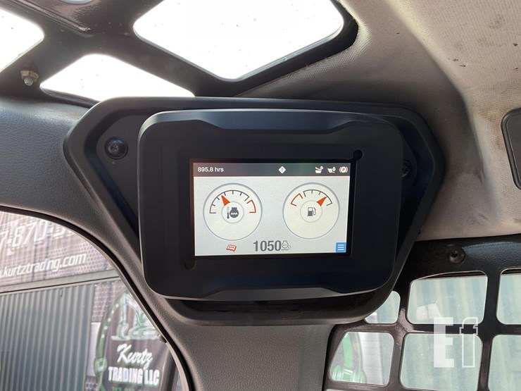 2020-bobcat-t76-image-21